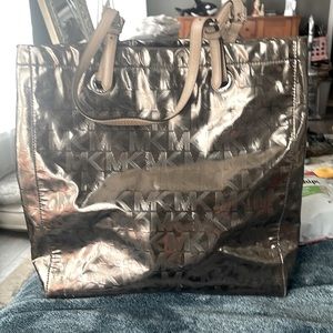 Huge Michael Kors bag!